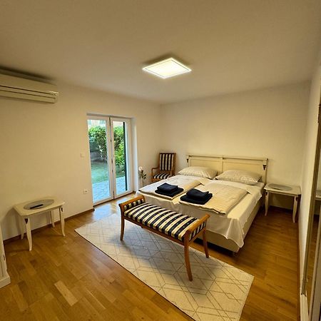 Valentinas Garden Apartment Split Exterior photo